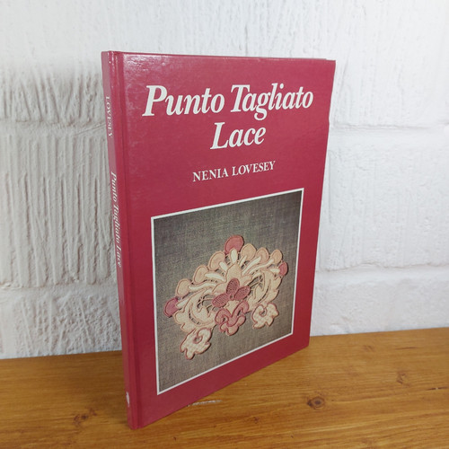 Punto tagliato lace nenia - —,