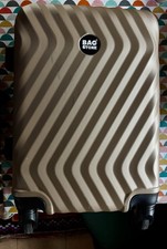 BacStone Hard shell carry on