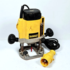 DeWalt DW615‑LX Plunge
