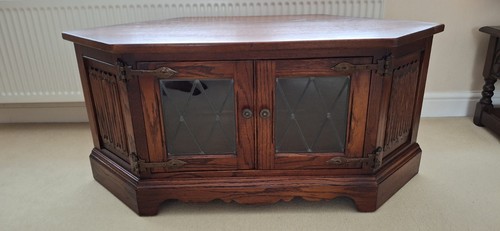 Old charm tudor - tudor, brown