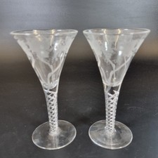 Pair tudor wine champagne - pair, or