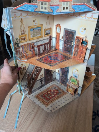 Edwardian doll house - doll's,