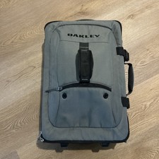 Oakley Grey Canvas Rolling