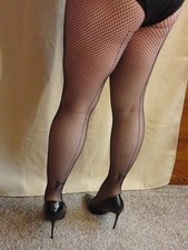 BLACK FISHNET TIGHTS