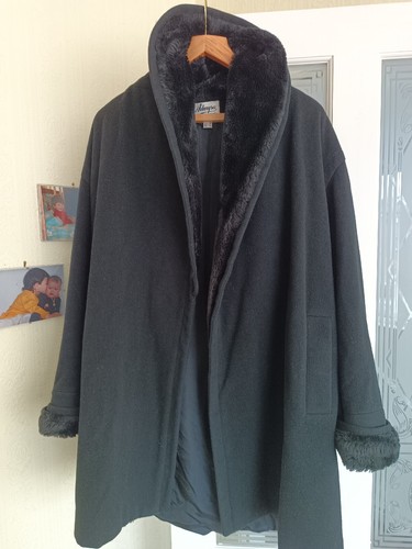 Ladies wool cashmere coat - wool/cashmere, 12