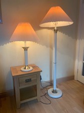 Matching horn table - table, lamp