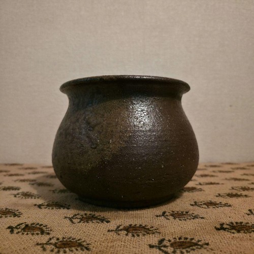 Bizen ware round jar - bizen, jar,