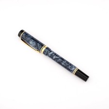 Parker Duofold Mark I International Marbled Blue Fountain Pen. 1991. B Nib.