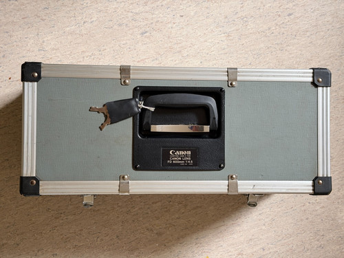 Canon hard case lens trunk - hard,