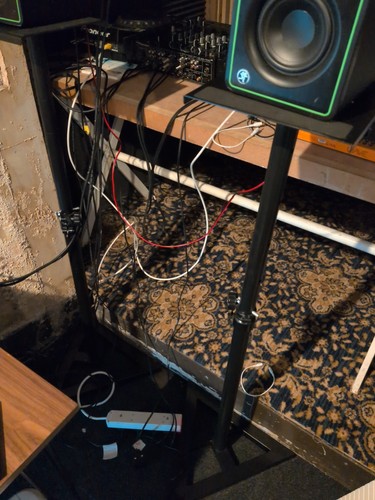 Speaker stands pair - speaker,