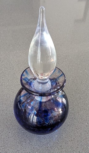 Laugharne cobalt blue glass