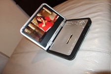 Goodmans GDVD80W8 Portable DVD/CD Player