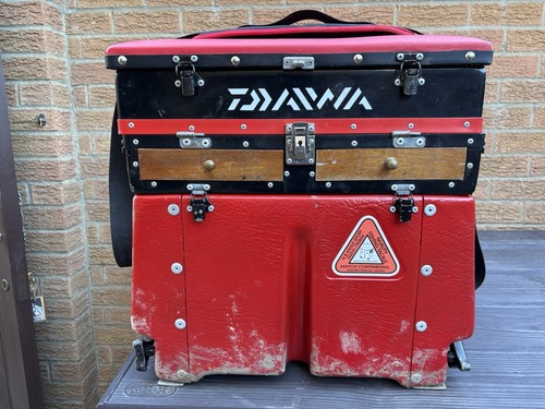 Used match fishing - fishing, box