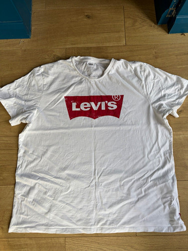 Levi men white graphic - men’s,