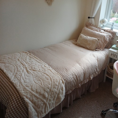Trundle bed with pull out - bed,