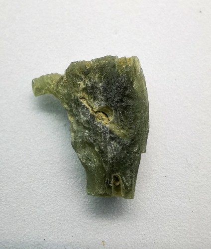 Moldavite crystal - 0.8g, (m117)