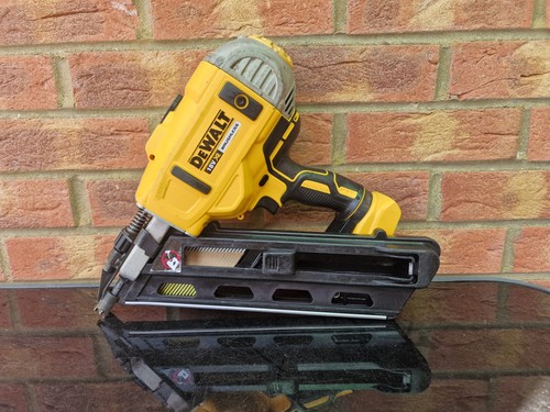 Dewalt dcn692n type3 18v - dcn692n,