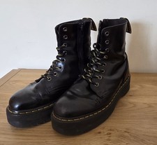 Dr. Martens Jadon Platform