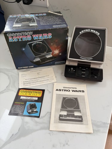 Grandstand astro wars - grandstand, handheld