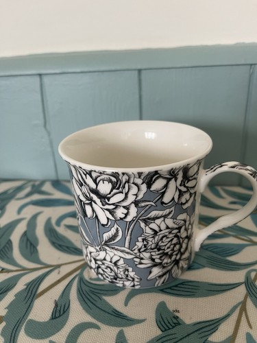 Sainsbury floral rose blue - floral,