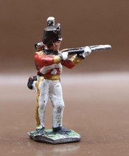 Hinchliffe Models 25mm (NP21) Peninsular French Eagle Bearer (JBM947)