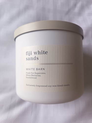 White barn figi - white, sands