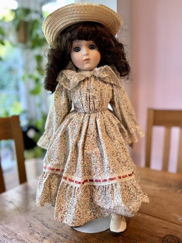Vintage collectors porcelain - collectors,