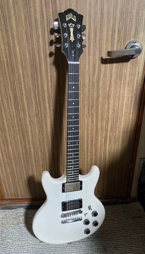 Guild 1980s refinished - 1980s, m-80