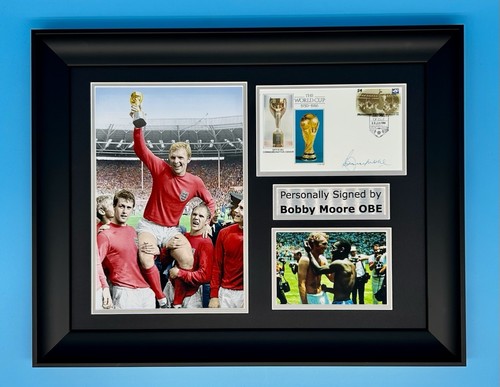 Bobby moore signed - moore,