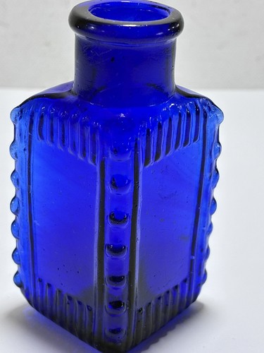 Nice small triangular shaped - small,
