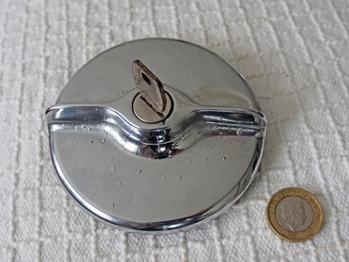 Locking fuel petrol cap large - locking,