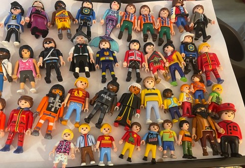 Play mobil replacement figures - mobil,