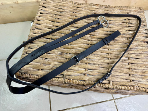 Running martingale second - -,