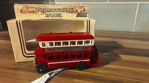Lledo united bus serving - united, north