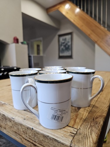 Boots mugs unused - 8,