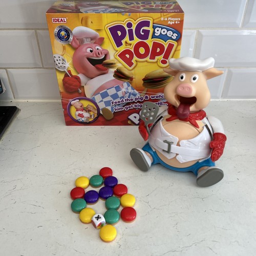 Pig goes pop family - pop!,