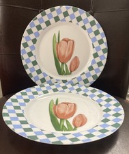 Set of 2 VTG Arcopal TULIPS