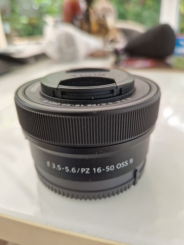 Sony 50mm 5 - 16-50mm, f/3.5-5.6