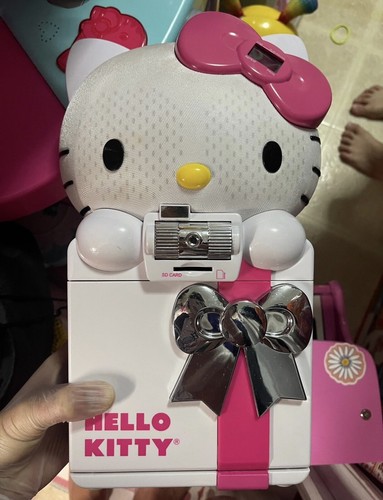 Hello kitty karaoke machine