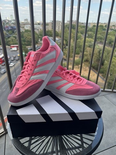 Pink adidas predator - predator, street