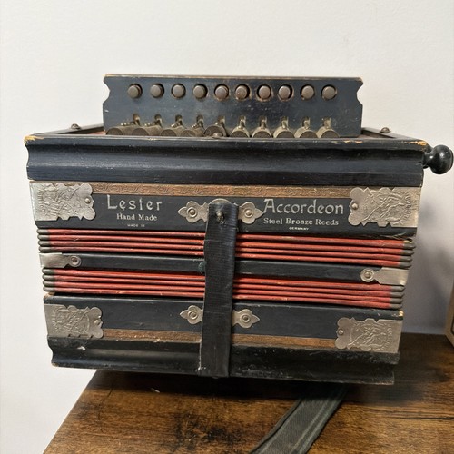 Vtg antique lester button - antique, box