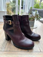Carvella Deep Plum Leather
