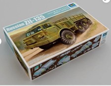 Trumpeter 1:35 - 01073 Russian