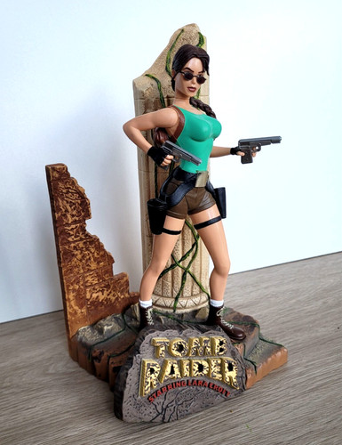 Neca playmates movie - playmates,