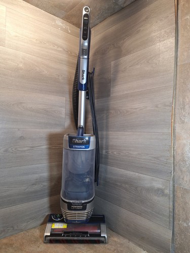 Shark stratos powered lift - powered,