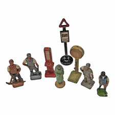 Wardie Master & Similar OO gauge platform Railway Station accessories Vintage