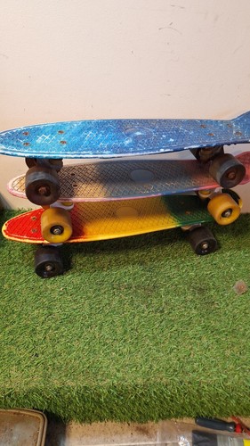 Plastic skateboard vintage - 3, ?