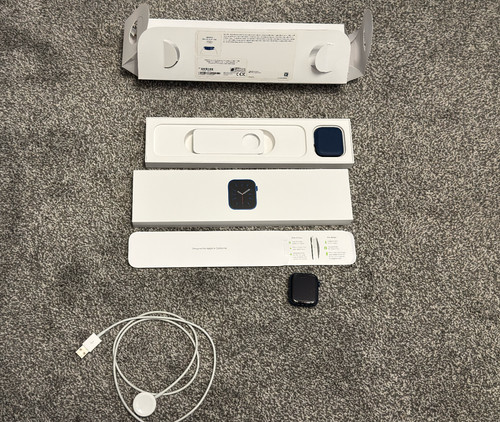 Apple watch series 44mm - apple,