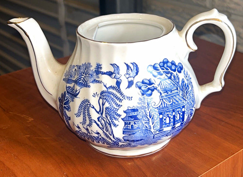 Sadler blue white - &,