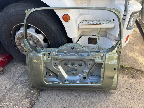2025 genuine land rover - land,